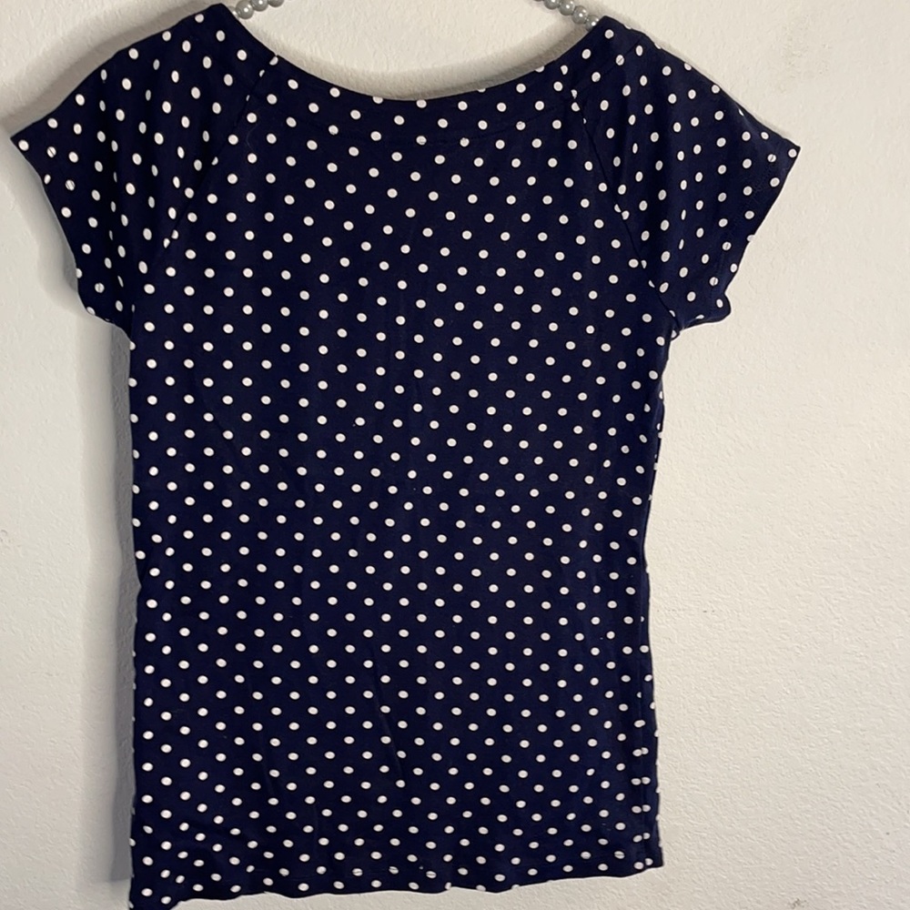 Top - Picture 2 of 2